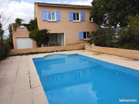 maison t4 136m2 avec piscine
