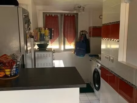 studio duplex dans petite residence