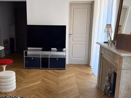 appartement t3 centre ville de bastia entièrement rénonvé - emplacement exceptionnel