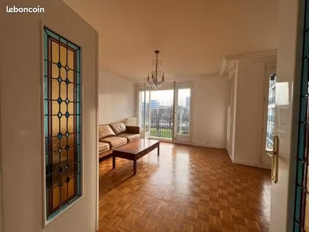 appartement meublé 79m² – vue imprenable sur la seine – résidence calme avec parc