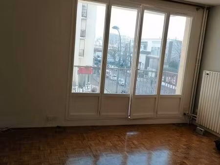 location t3 avec balcon à epinay-sur-seine limite enghien-les-bains