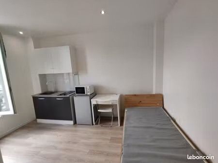 studio meublé 14 5 m2 proche de gare gagny rer e