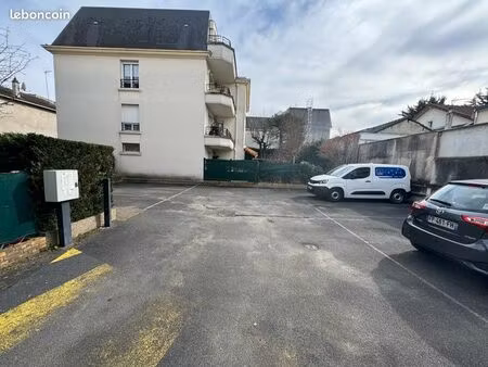 place parking livry gargan