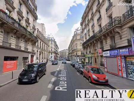 local commercial 150 m²