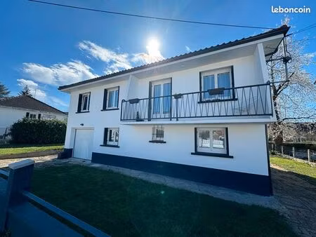 maison familiale - 3 chambres 2 salles de bain - desertines (03)