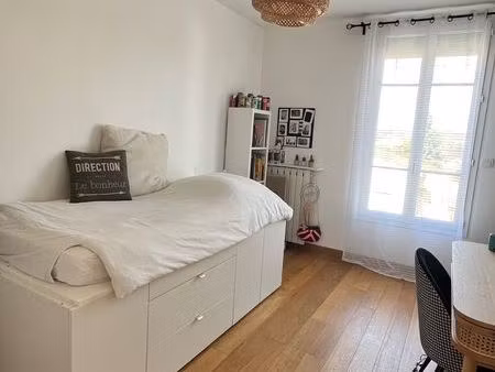 jolie maison à vendre - quartier voltaire  proche du centre ville et des écoles. maison av