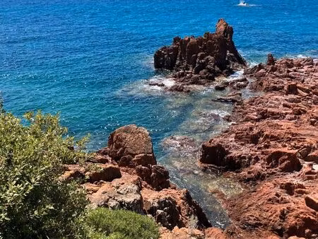 villa 130 m² - 5 chambres dans un environnement exceptionnel à 150m de la mer