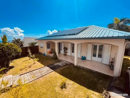 villa f5 sainte-anne