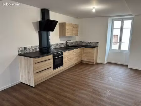 appartement t3 duplex 65m2 centre huriel