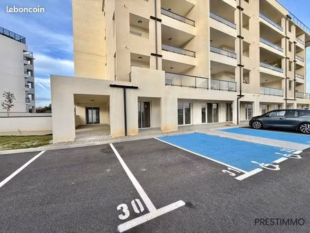 murs commerciaux 122 m² lucciana