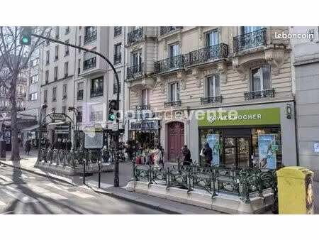 local commercial 81 m²