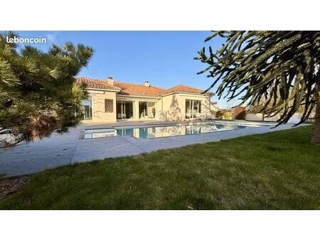 maison 5 pièces 152 m²
