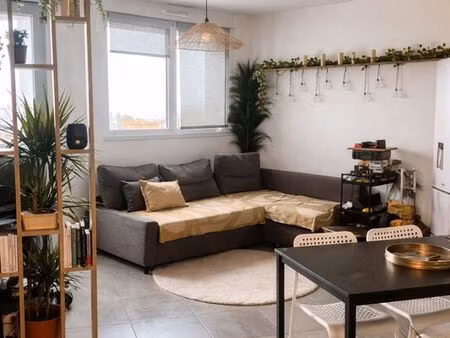 sous location t2 limonest