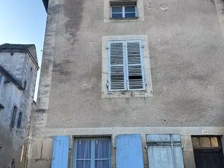 maison de village 70m2