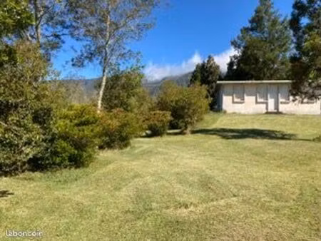 maison satec sur grand terrain