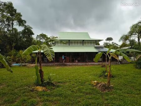 maison t6 sur la carapa