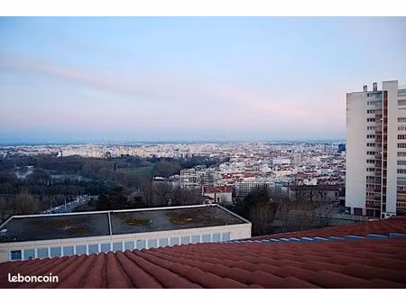 studio meublé croix rousse vue dégagée