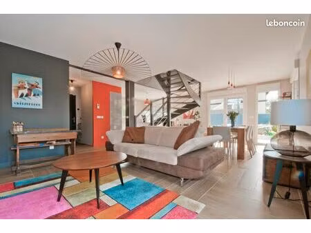 secteur saint-julien-en-genevois / bonneville - maison avec jardin