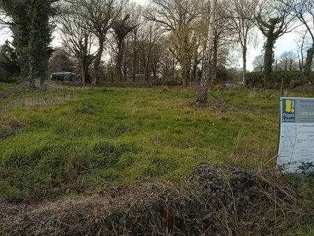 terrain à vendre