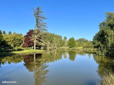 etang sur terrain de loisirs