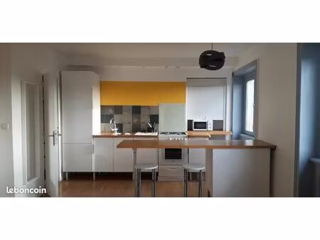 meublé t1 bis - 40 m² - 715 euros