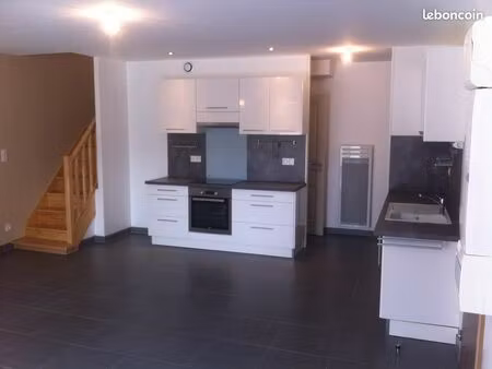 logement f3 de standing avec terrasse et garage