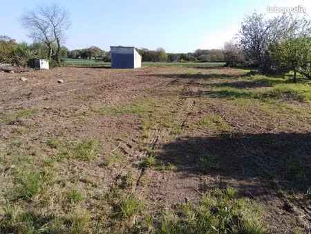 terrain à batir 487m2 hors lotissement ( commune litorale )