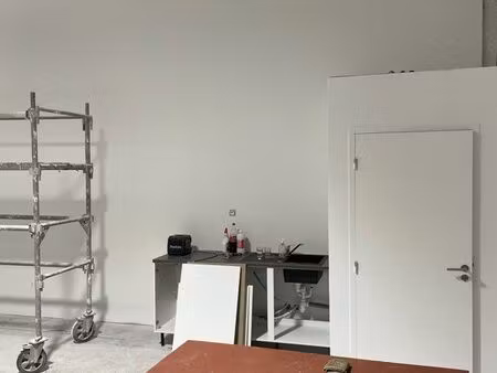 local 70 m2 cuisine / atelier / depot / stockage / artisan