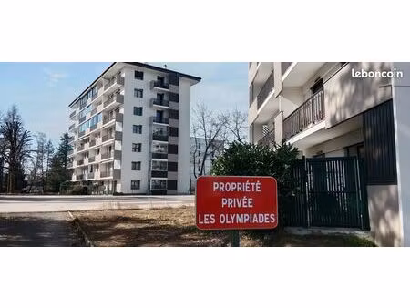 garage fermé anncey