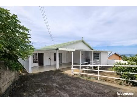 spacieuse maison f5 140 m² avec grande terrasse 37 m² – sainte-marie