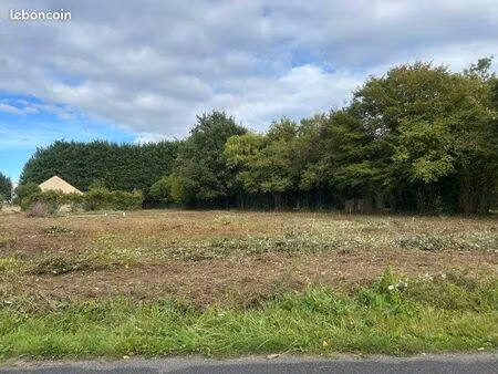 à vendre : 3 parcelles de terrain constructible – 20 min du mans