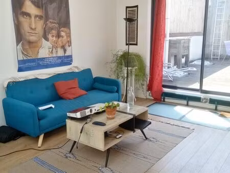 petit loft en duplex avec terrasse