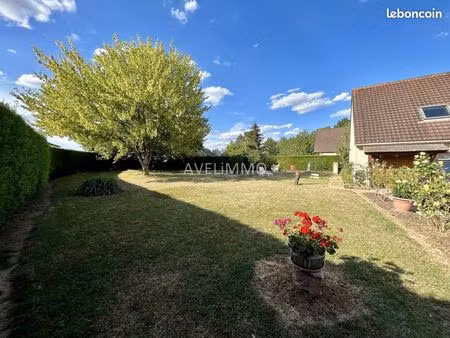 terrain 322 m² orgerus