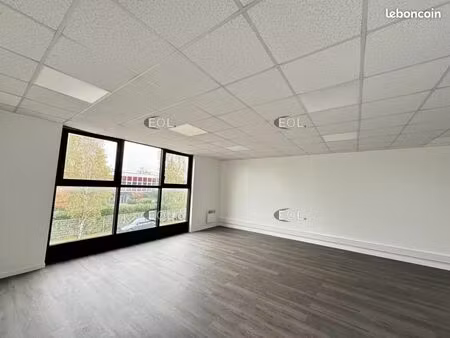 local d'activité 432 m²