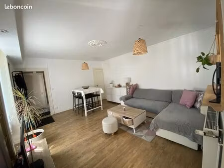 ◊ duplex 3 chambres – centre vesoul – garage – balcon