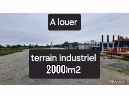 terrain industriel acces semi remorque