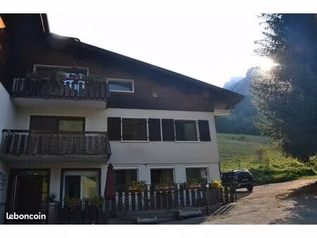 bel appartement 5 pièces 94m2 à talloires-montmin ave vue