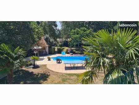 propriété 6 pièces 180 m²