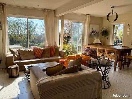 maison 7 pièces 142 m²