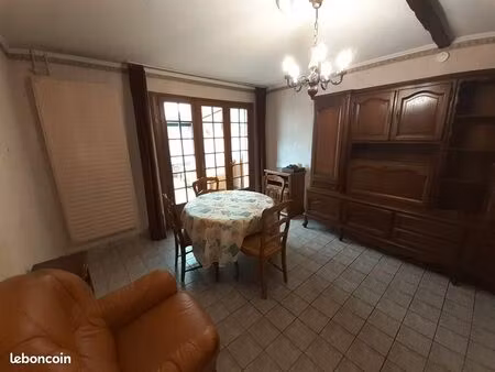 maison 4 pièces 75 m²
