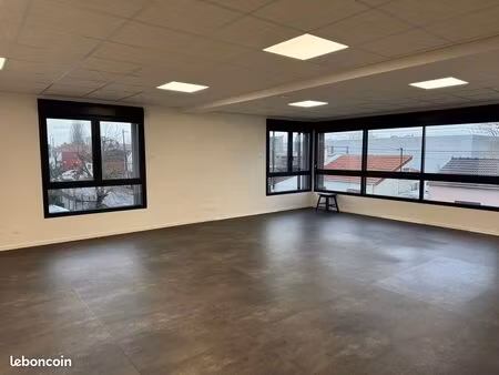 bureaux 105 m² bagnolet