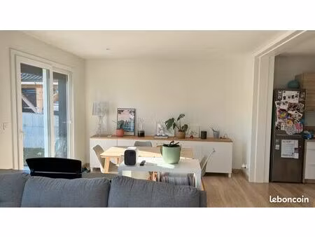 maison 3 chambres champanges