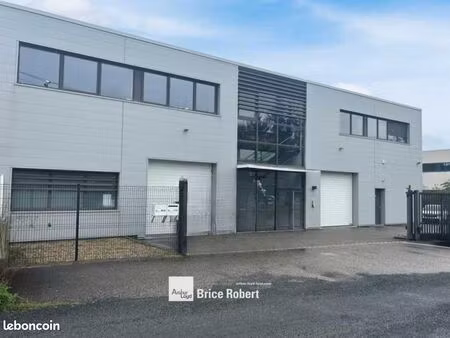 local d'activité 288 m²