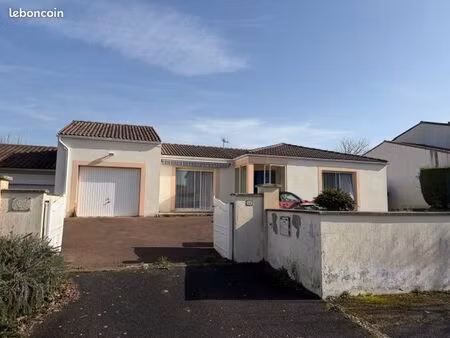 exclusivité – maison de plain-pied 4 chambres – terrain 700 m² – secteur calme