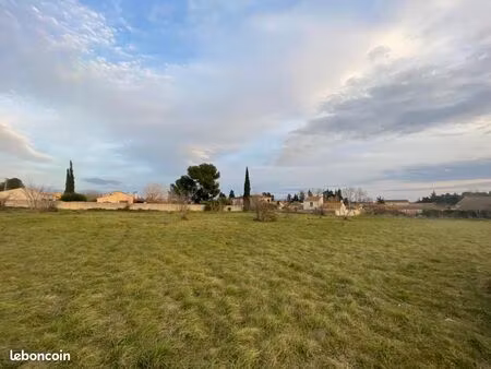 terrain 600 m² caumont sur durance