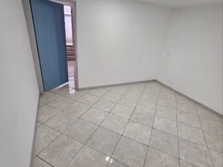 local professionnel 30 m² – activité calme – 600 /mois