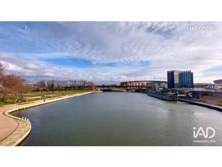 local 83 m² saint-denis