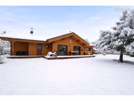 chalet plain-pied avec vue panoramique sur les mémises