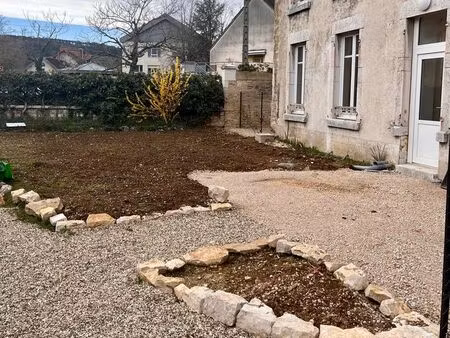 à louer – appartement 53 m² avec jardin – nuits-saint-georges (21700)