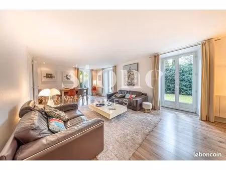 triplex 6 pièces 172 m²